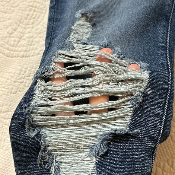 Good American Good Waist Crop. NWT. 4/27 - Picture 8 of 8